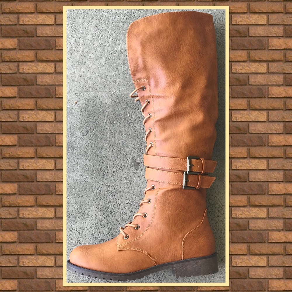 2 left!  Tan lace up Combat boots, faux fur topper - Picture 7 of 7